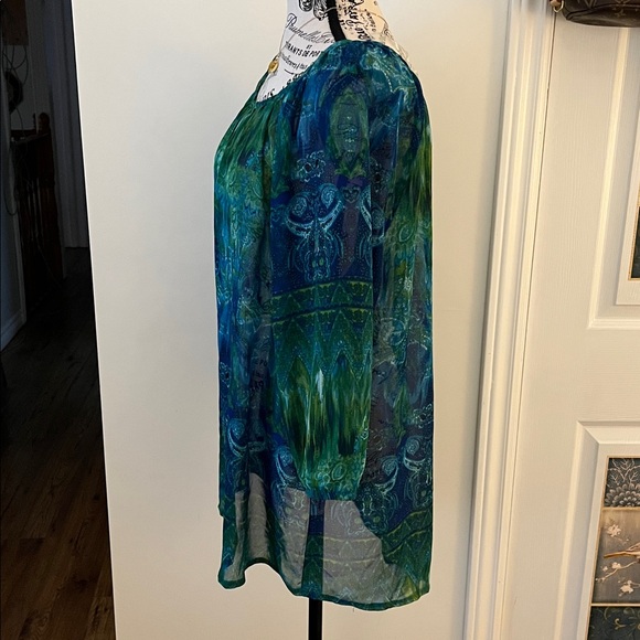 💗Ricki's Vibrant Blue and Green Blouse - Picture 3 of 14